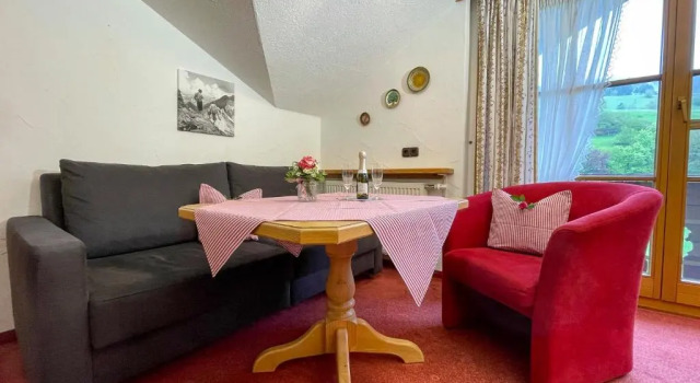 Landhaus Berktold, Varaa Lomakoti Hotellit Baijeri pysäköinnillä, Pysäköinti
