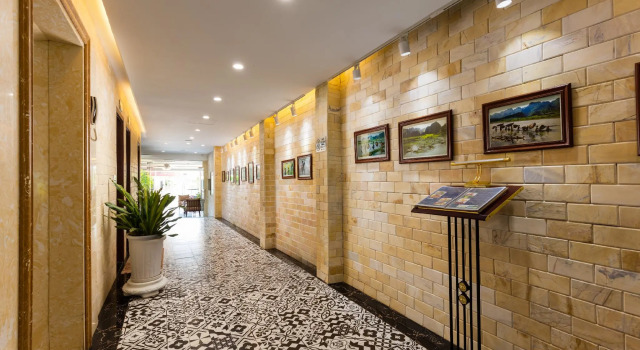Liberty Hall Tam Coc Hotel & Villa