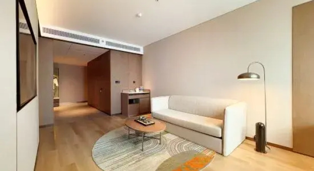 Люкс Deluxe Hilton Garden Inn Zhongshan South