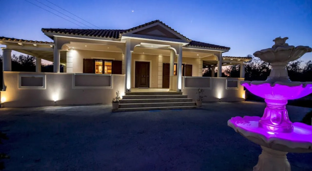 Hidden Heaven Luxury Villa, Забронировать Вилла Виллы Ambelókipoi, Вилла