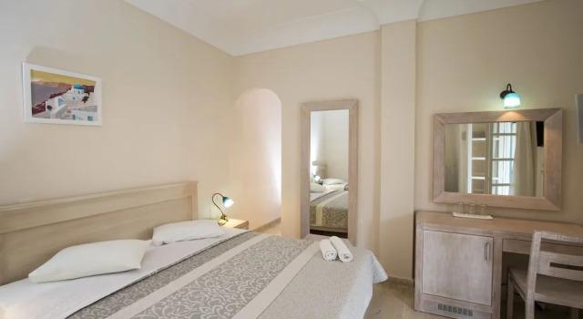 Четырёхместный номер Standard с 2 комнатами Hotel Andreas