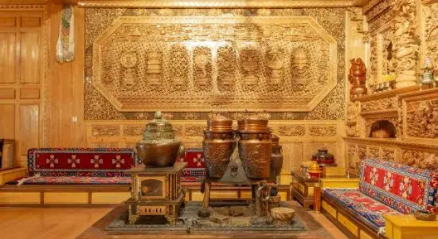 Villafound Shangri-La Womasto Resort, Book Ferieresort Resorthoteller i Yunnan, Ferieresort