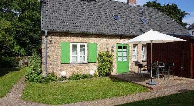 Апартаменты Comfort с 2 комнатами "Ostsee-Kate" - Komfort-Ferienwohnungen zwischen Peene und Usedom