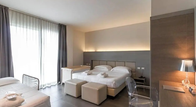 Трёхместный номер Superior с частичным видом на море Bellettini Hotel