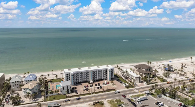Номер Standard Seaside 4 by Distinctive Beach Rentals