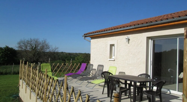 Chez Françoise et Jean-Louis, Rezervasyon Otel La Douze 