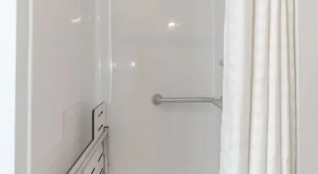 Двухместный люкс Yugo Guest Suites