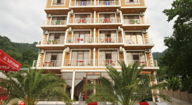 Temos guest house in Kvariati, Забронировать Гостевой дом Квариати Батуми - побережье