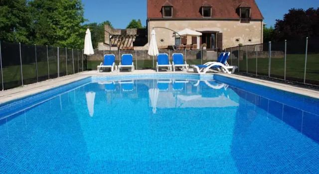 Chez Charolais, Rezerwuj Hotel Moulins-Engilbert Morvan