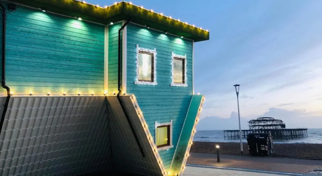 Коттедж Seabright Townhouse- Super Stylish House- Parking for one Car- Sleeps up to 12