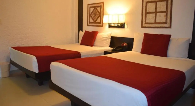 Четырёхместный номер Standard Chocos Hotel