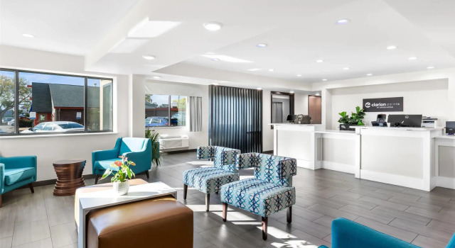 Clarion Pointe, Buchen Sie Gasthaus Mini-Hotels in Milwaukee, Gasthaus