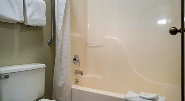 Номер Standard Quality Inn Grand Blanc - Flint South