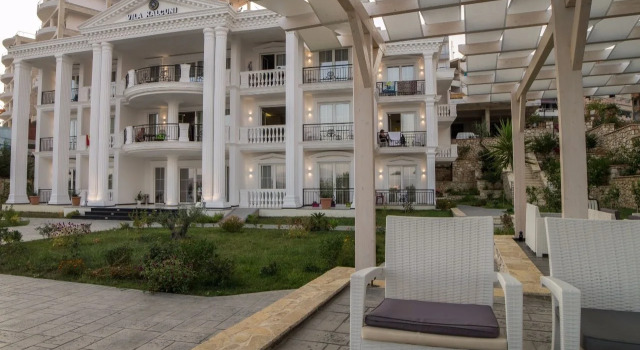 Hotel Vila Kalcuni Sarande, Book Hotel Hotels in Vlorë County with a Pool, Swimming Pool