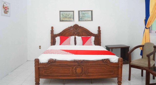 Pelangi Hotel by OYO Rooms
