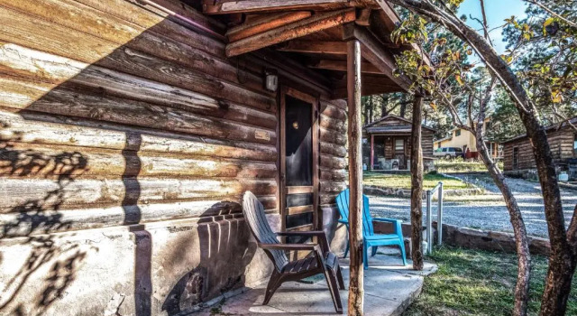 Номер Standard Apache Village 5, Queen Bed, Midtown, Sleeps 2