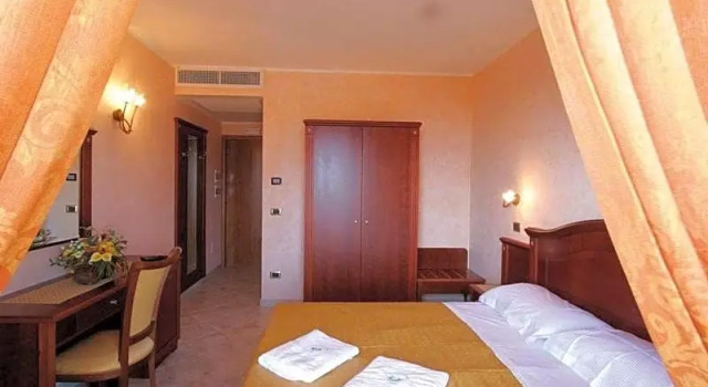 Двухместный номер Standard Hotel Santa Chiara