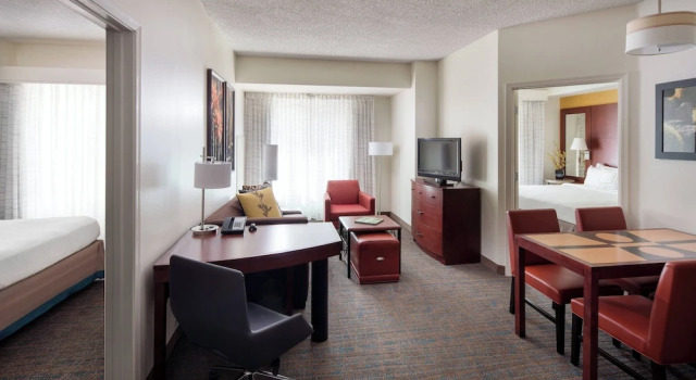 Люкс с 2 комнатами Residence Inn by Marriott Phoenix Desert View at Mayo Clinic