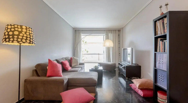 Spacious & Modern flat in Heart of Athens, Забронировать Отель Афины Острова Саронического залива - Аттика, рядом с Станция метро Katehaki