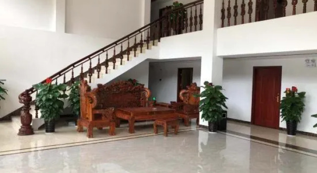 Guicun River Hotel, Prenota Hotel Hotel a Chongzuo con parcheggio, Parcheggio
