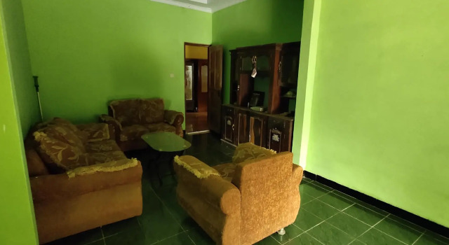 Lucky Homestay, Prenota Hotel Muntuk Indonesia