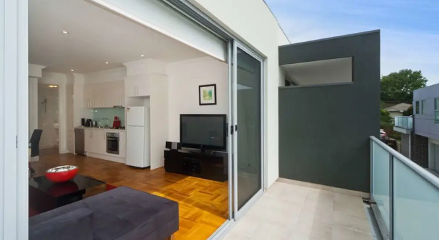 Апартаменты Style in the Heart of Caulfield