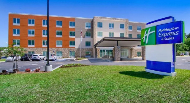 Одноместный люкс Holiday Inn Express & Suites Mobile - University Area by IHG
