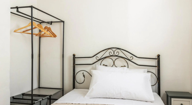 Country House among the olive trees, Buchen Sie Hotel Ostuni Itria-Tal