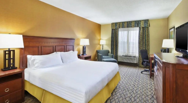 Номер Standard Holiday Inn Express Hotel & Suites - Belleville Area by IHG
