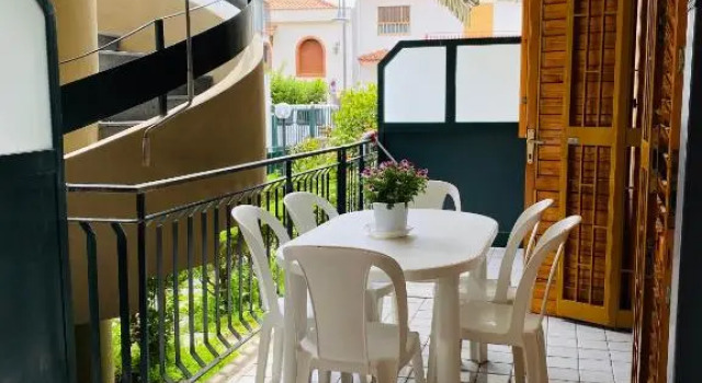 LEMON HOUSE 50 metri dal mare, Забронировать Апартаменты/квартира Ачиреале Этна