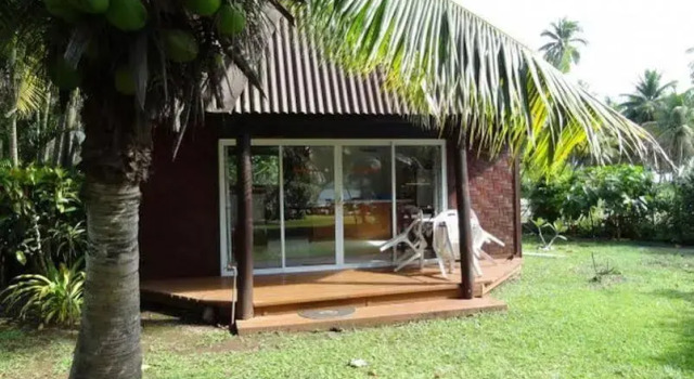 Les Tipaniers Iti Bungalows, Book Hotel Papetoai Moorea