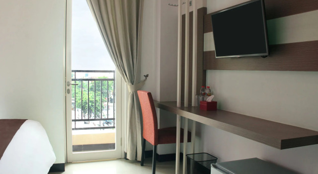 Luxpoint Hotel Surabaya, Book Hotel Surabaya East Java, near University Of 17 Agustus 1945 Surabaya