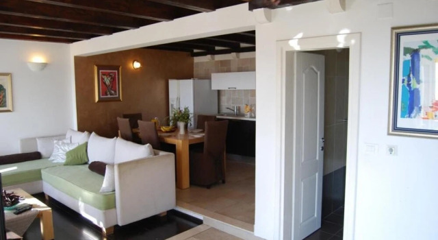 Villa Tony - Five Bedroom Villa With Terrace Swimming Pool and Sea View ID Direct Booker 2079, Забронировать Вилла Виллы Региона Дубровника, Вилла