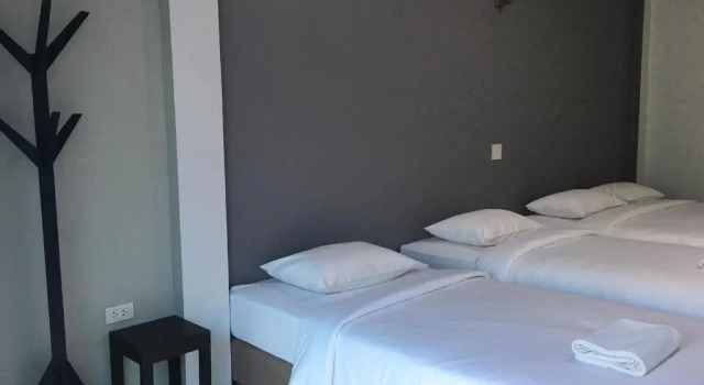 Четырёхместный номер Standard Ban Krut Resort
