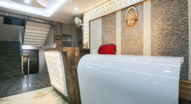 Spot On 46890 Smile Holiday Inn, Book Hotel Hotels in Puri with Parking, Parking