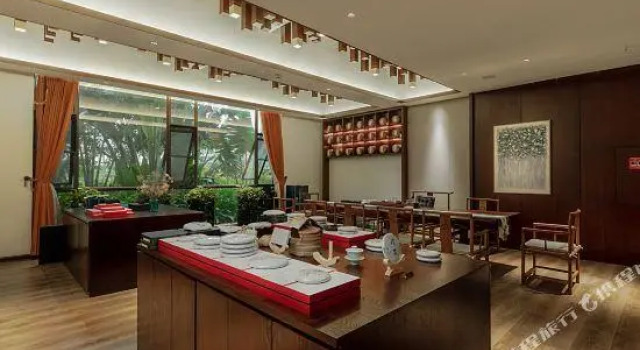 Люкс Executive Yunyi Zhenyue Garden Hotel