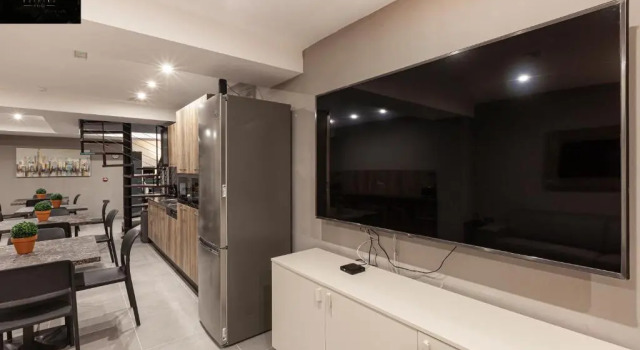Modern, Large and Spacious HOME, Perfect for GROUP by 360 Estates