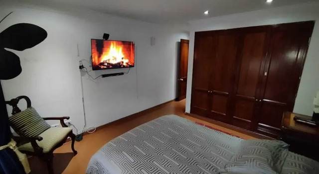 alameda club house 135 usaquén, Забронировать Гостевой дом Гостевые дома Богота, рядом с Del Bosque Clinic, Гостевой дом