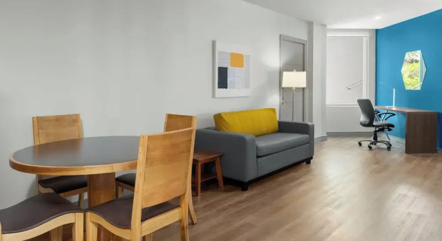 Двухместный люкс Holiday Inn Express San Jose Forum by IHG