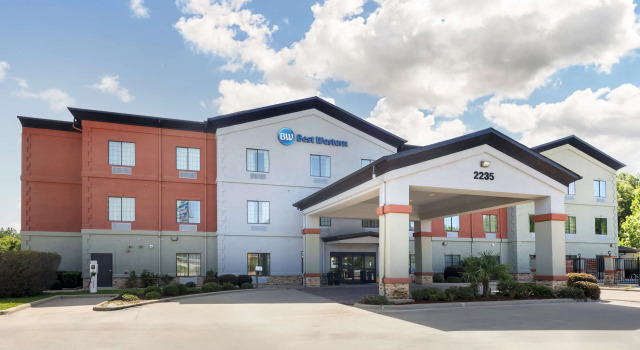 Best Western Carthage Inn & Suites