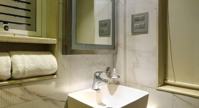 Номер Deluxe Hotel Mumbai House Juhu