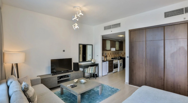 Driven Holiday Homes - Indigo Tower, Забронировать Апартаменты/квартира Апартаменты Эмирата Дубая, рядом с Dubai Marina Yacht Club, Апартаменты/квартира