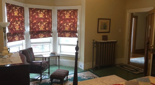 Evangeline's Tower Bed & Breakfast, Rezervasyon Bed and Breakfast Parrsboro 