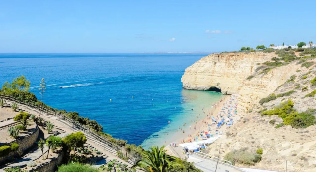 The Little Paradise With Sea Views, Забронировать Апартаменты/квартира Отели Карвоэйру с парковкой, Парковка