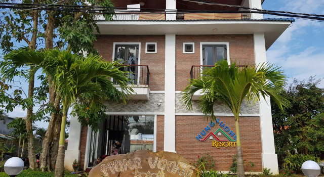 Hung Vuong Resort