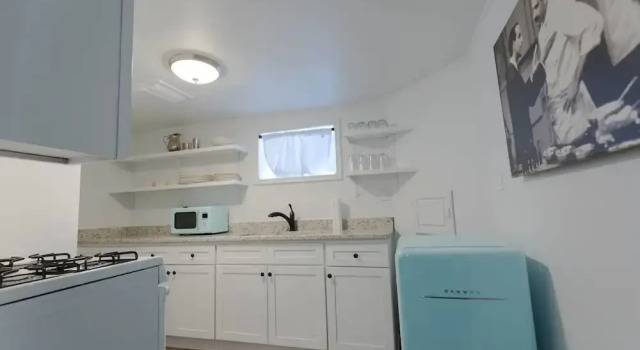 Cozy 1 BDR in Heart of Logan Square & Near Train, Забронировать Отель Чикаго Большой Чикаго, рядом с Калифорния
