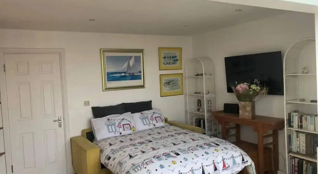 Beautiful 4-bed House in Walton on the Naze, Buchen Sie Hotel Hotels in Suffolk mit Parkplatz, Parkplätze