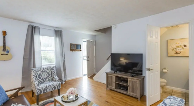 Take a Jog in Nearby Shelby Park at a Bright, Cozy Home, Book Feriehus Villaer i Nashville, Villa