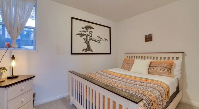 Коттедж Chic Port Angeles Home w/ Oceanfront Balcony!