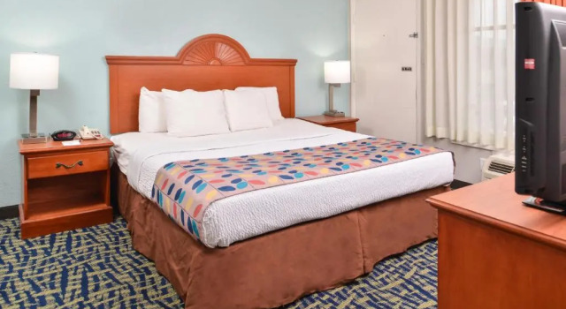 Люкс Best Western Plus Chesapeake Bay-Norfolk